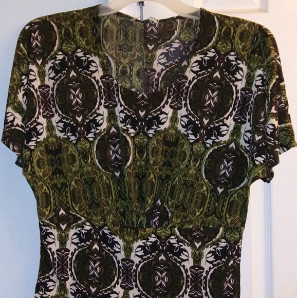 Ladies top - Picture 2 of 5